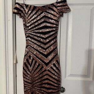 5/$25 Windsor Black and Rose Gold Sequin Mini Dress